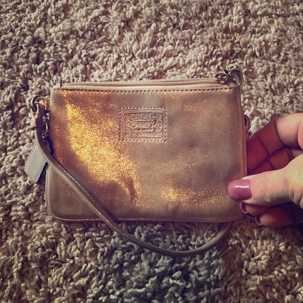 Nude COACH wristlet- sooooo cute!
